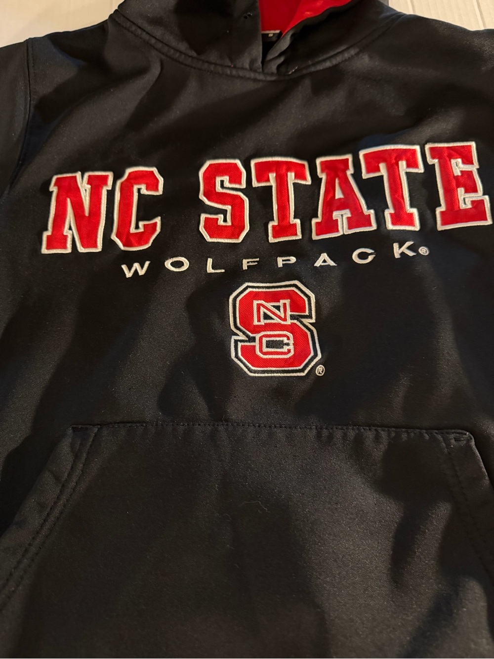 #333 Colosseum Black Hoodie with Red Lined Hood NC State Wolfpack - Picture 2 of 5